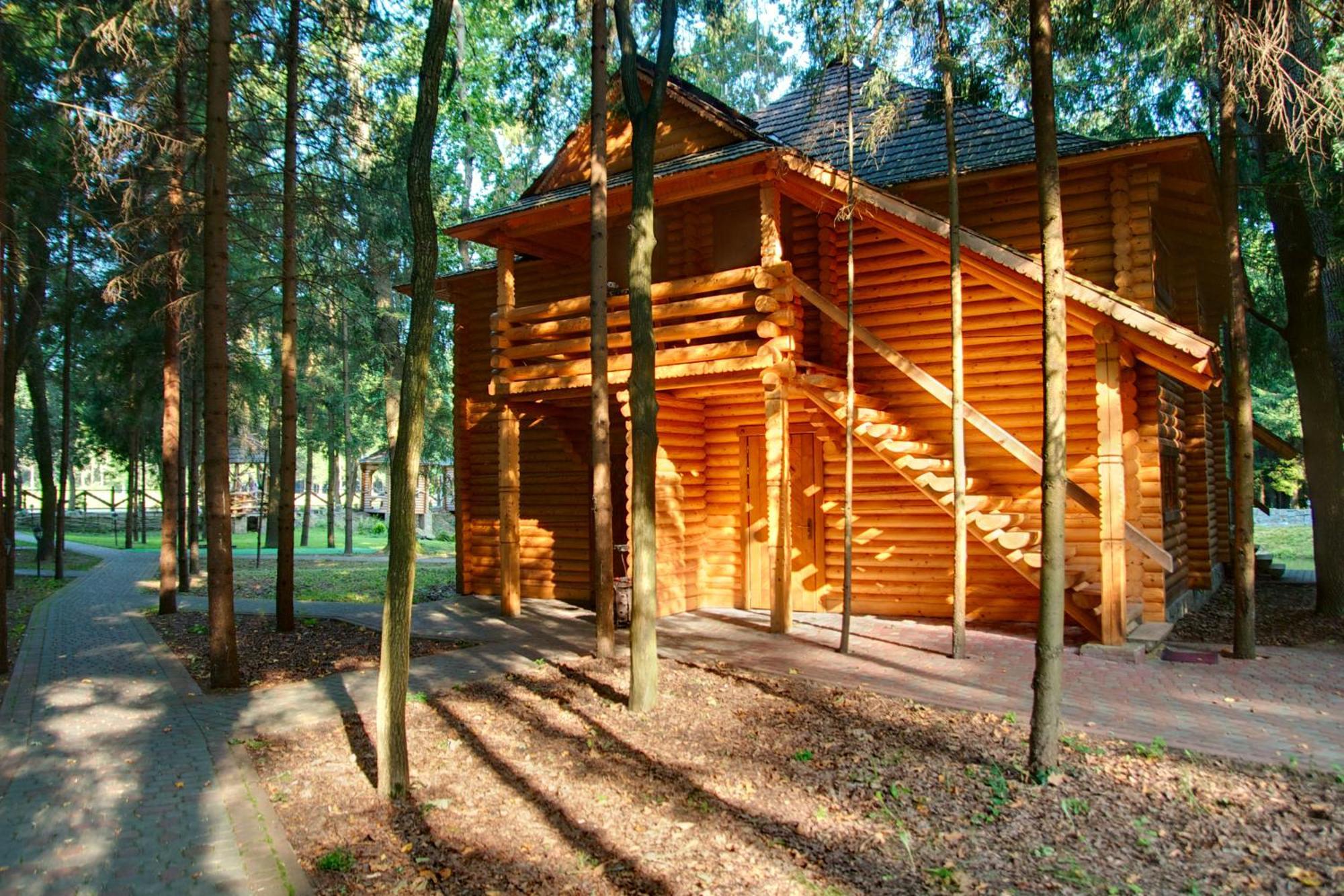 Sherwood Hotel Dolgomostiska Εξωτερικό φωτογραφία