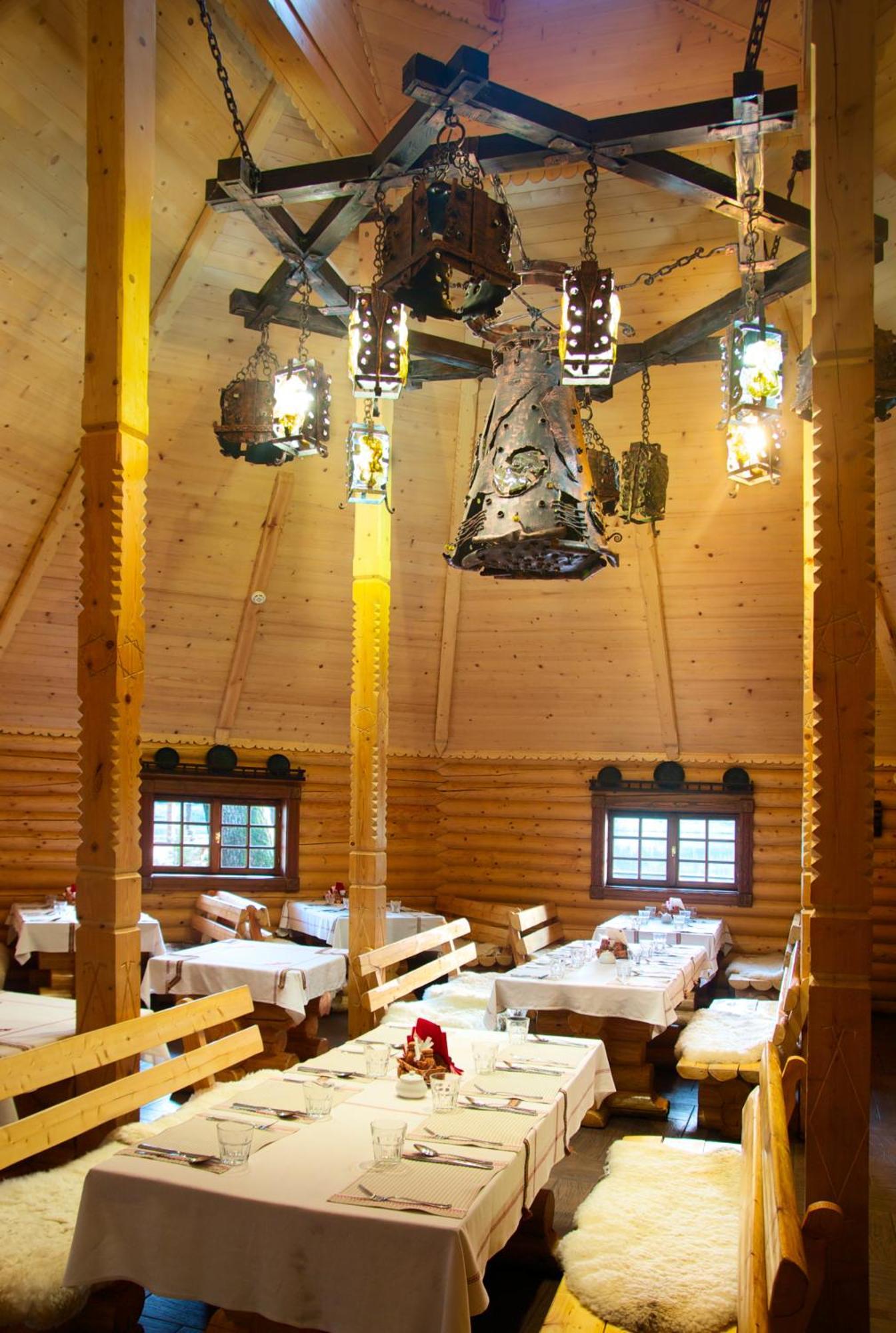 Sherwood Hotel Dolgomostiska Εξωτερικό φωτογραφία