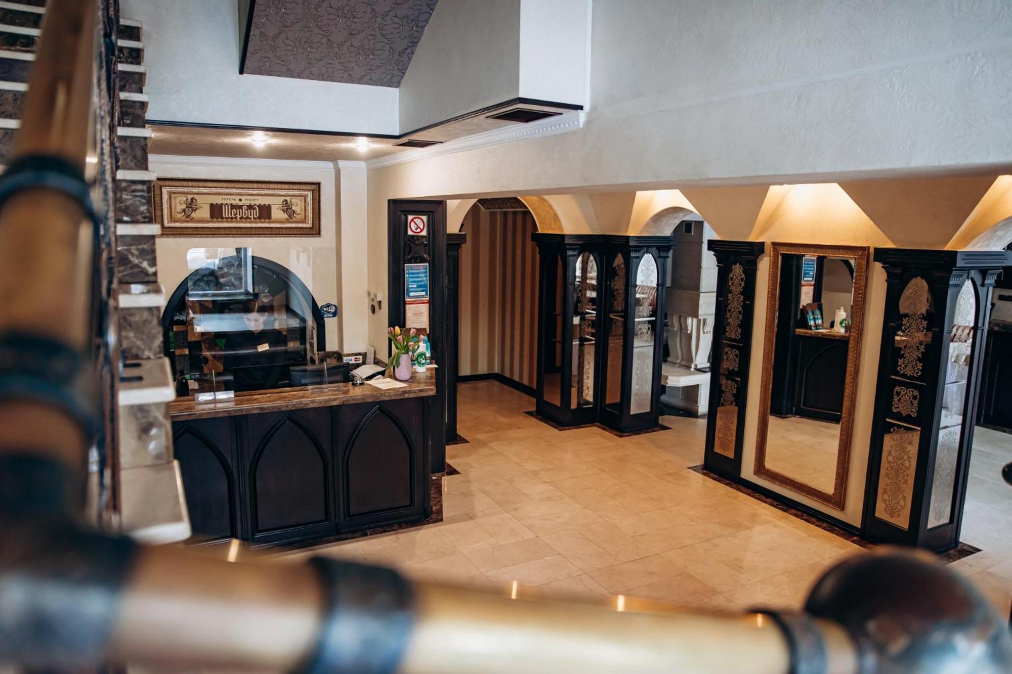 Sherwood Hotel Dolgomostiska Εξωτερικό φωτογραφία
